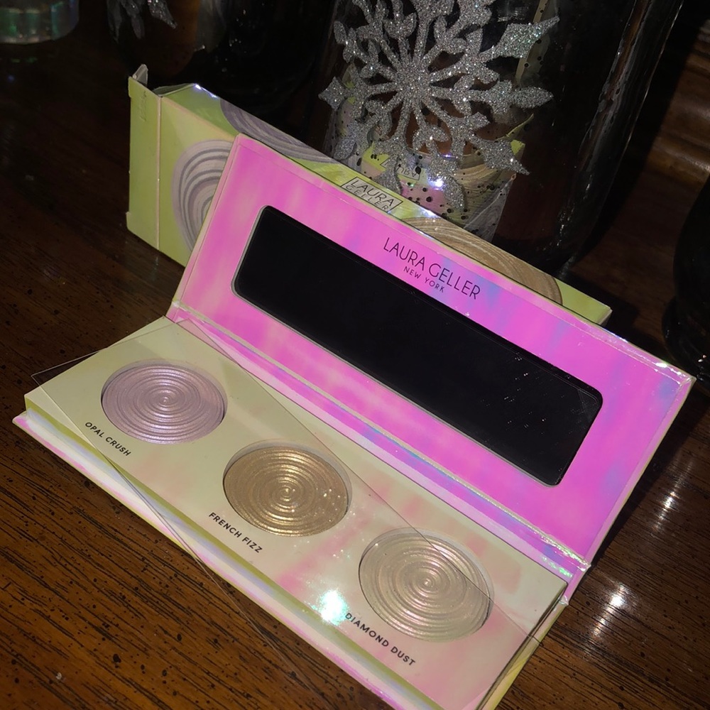 Laura Geller Life Glows On Palette - Picture 2 of 3